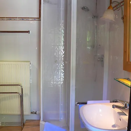 Haus Enzian Apartman *