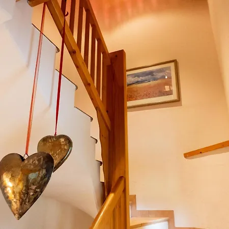 Haus Enzian Apartman *